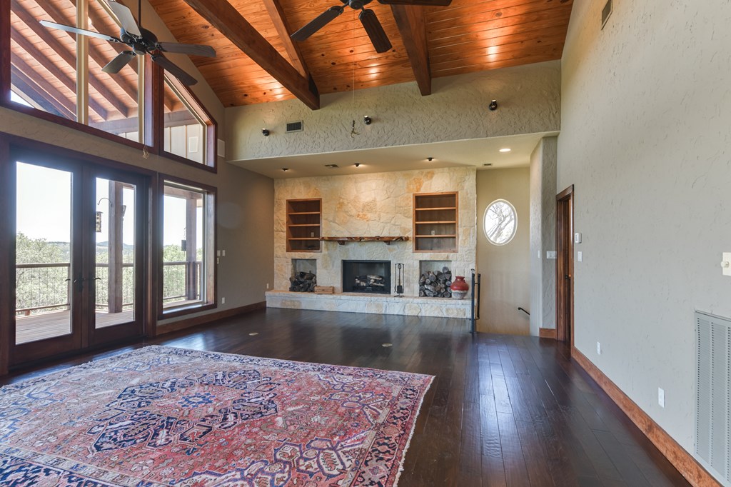 422 Johnson Road Bandera, TX 78003 - Photo 5 of 42 Main Home Living Room