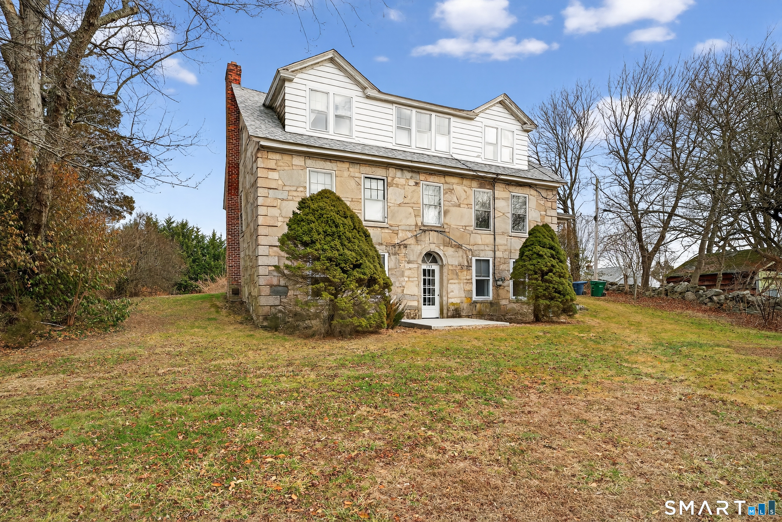 153 Old Norwich Road Quaker Hill, CT 06375 - Photo 11 of 40