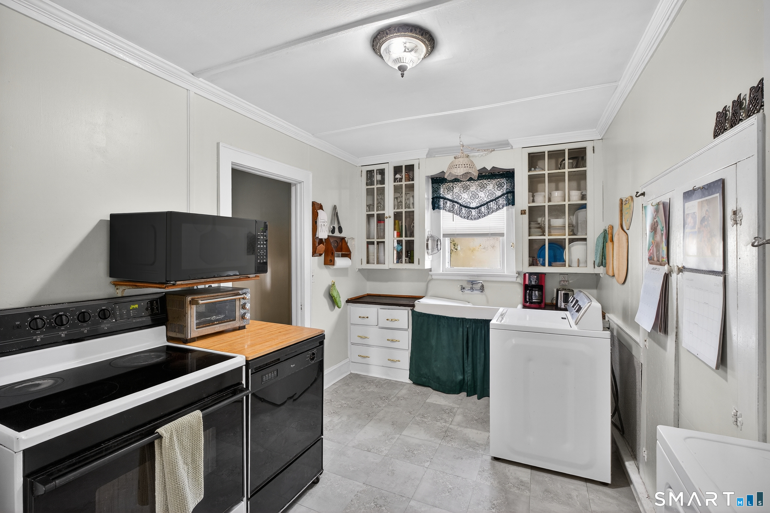 153 Old Norwich Road Quaker Hill, CT 06375 - Photo 23 of 40