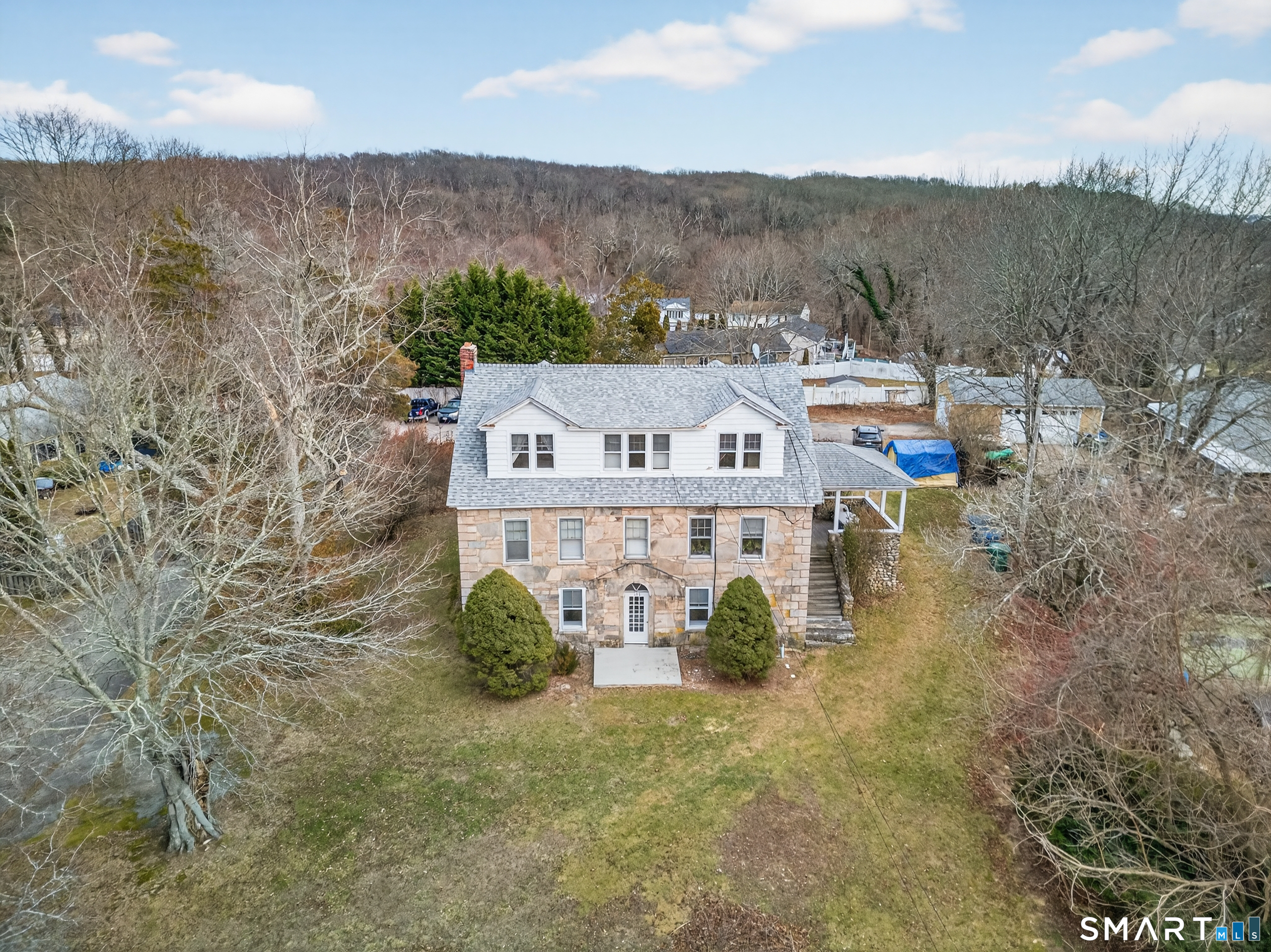 153 Old Norwich Road Quaker Hill, CT 06375 - Photo 5 of 40