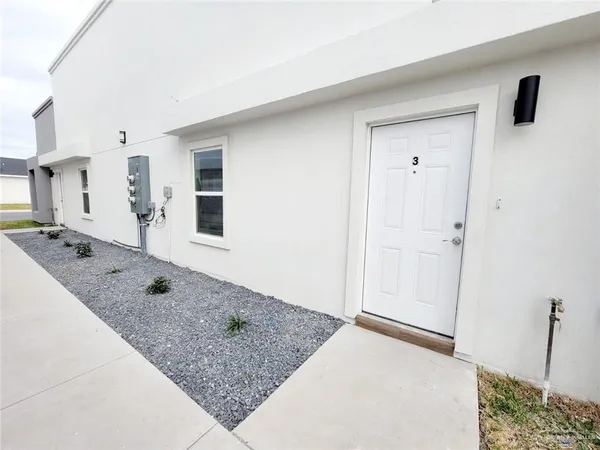 $1,095 | 3409 Frio Avenue, Unit 3, McAllen, TX 78504