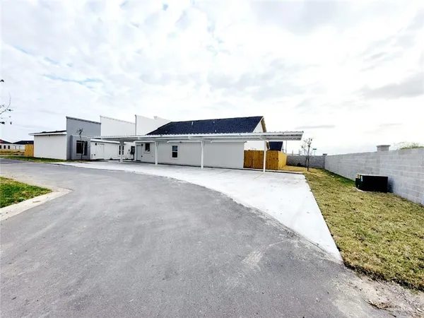 $1,095 | 3409 Frio Avenue, Unit 3, McAllen, TX 78504