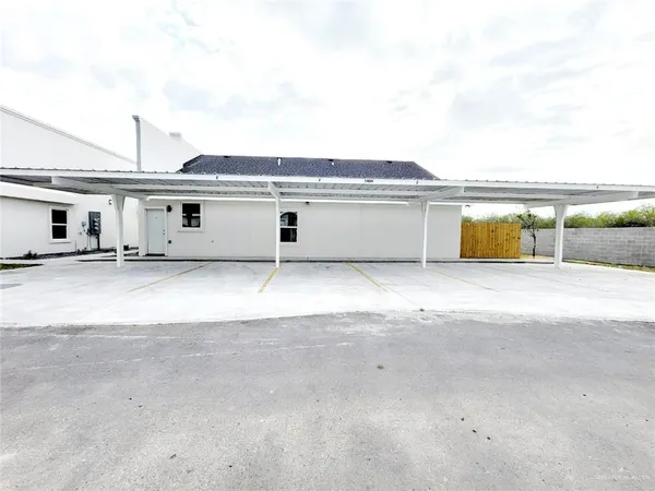 $1,095 | 3409 Frio Avenue, Unit 3, McAllen, TX 78504