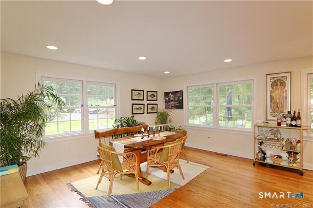 298 Erskine Road Stamford, CT 06903 - Photo 8 of 21 Dining Area