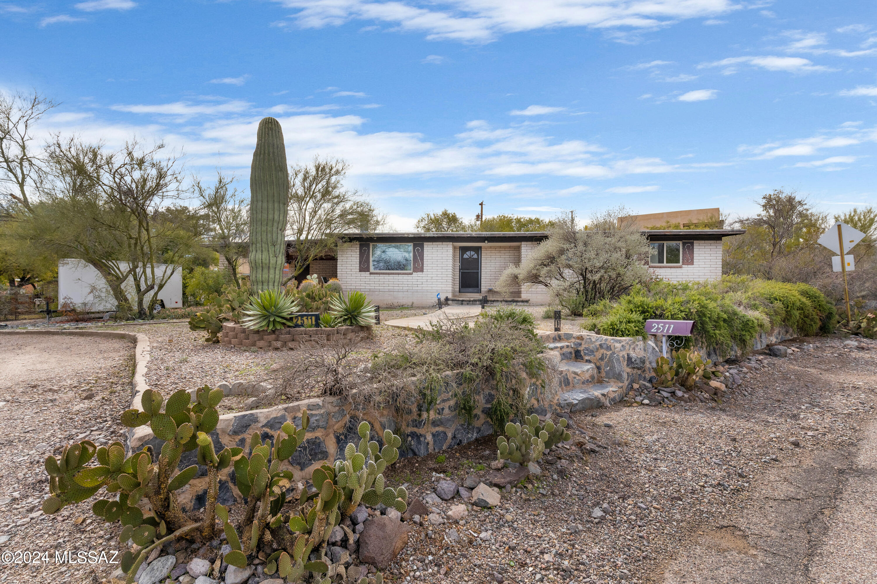 2511 West Ruthann Drive Tucson, AZ 85713 - Photo 6 of 22 Gallery Image 6