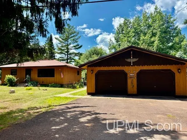 $174,900 | N11281 Lake Road, Ironwood, MI 49938