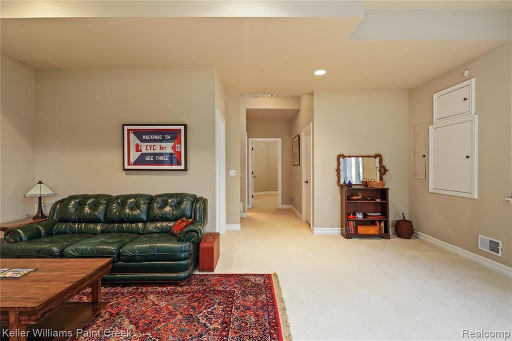 309 West 2nd Street Rochester, MI 48307 - Photo 15 of 19