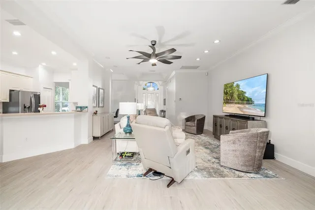 $799,700 | 7016 Lennox Place, University Park, FL 34201