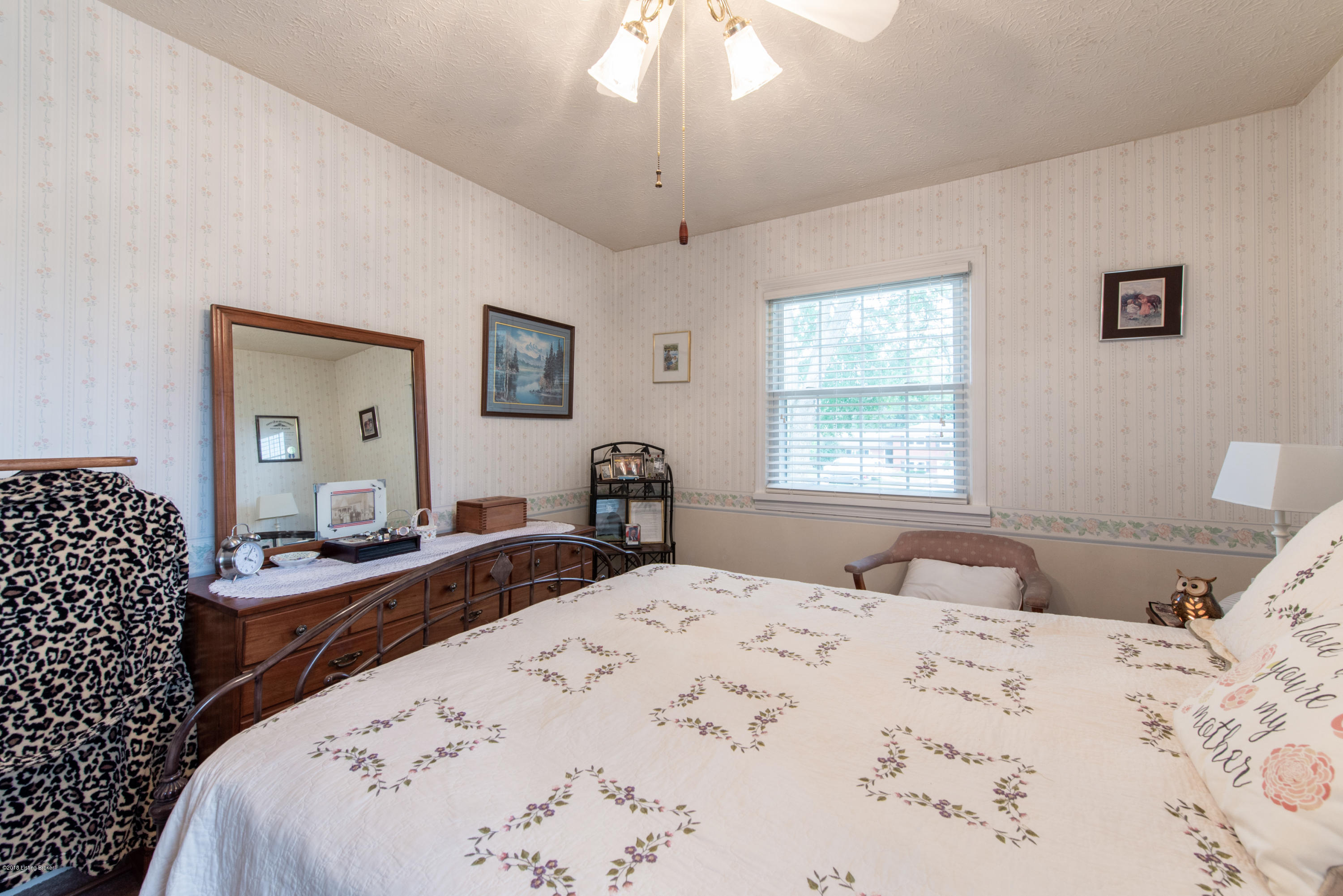 8310 Terry Road Louisville, KY 40258 - Photo 10 of 32 DSC_2071
