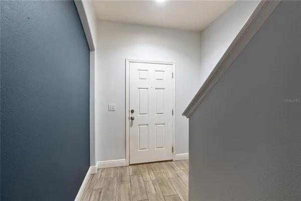 $2,595 | 4631 69th Place North, Pinellas Park, FL 33781