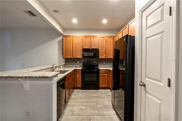 $2,595 | 4631 69th Place North, Pinellas Park, FL 33781