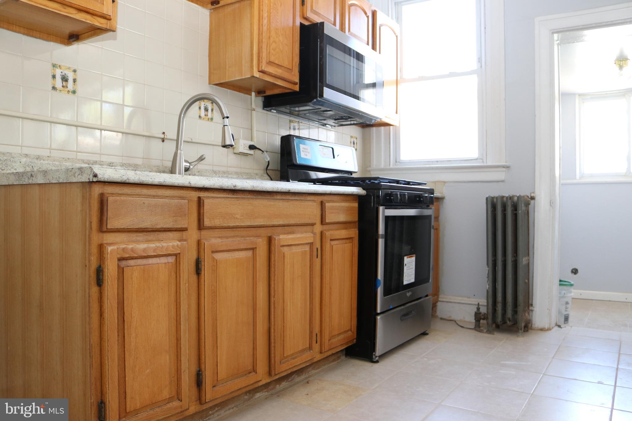 904 Marlyn Road Philadelphia, PA 19151 - Photo 8 of 16