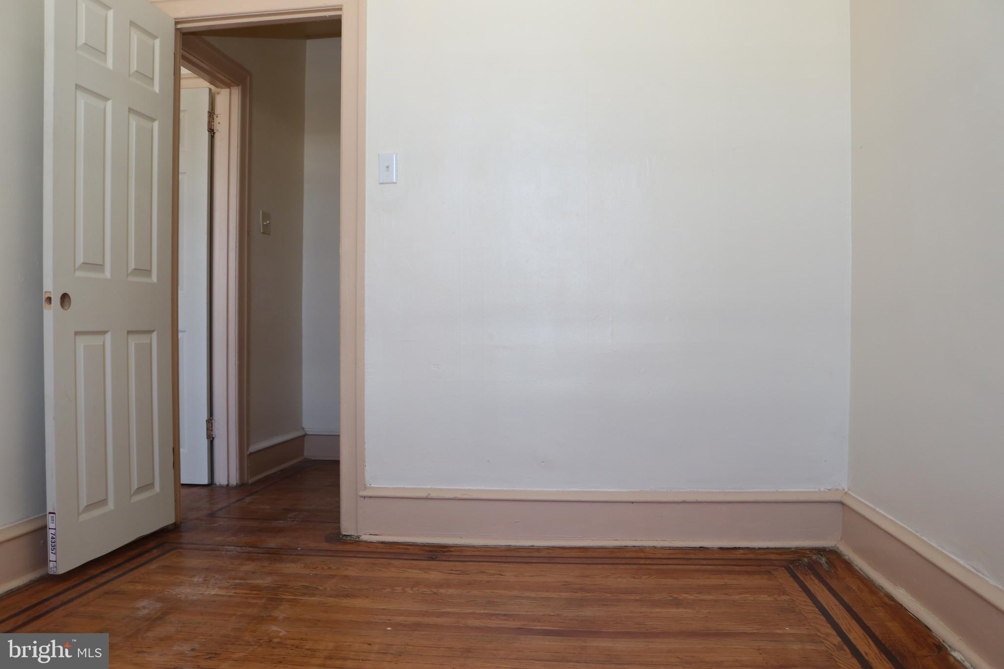 904 Marlyn Road Philadelphia, PA 19151 - Photo 10 of 16