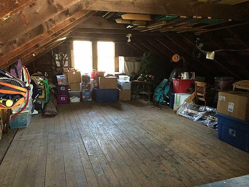 139 Brixham Road Eliot, ME 03903 - Photo 30 of 35 Large storage room above garage/barn.