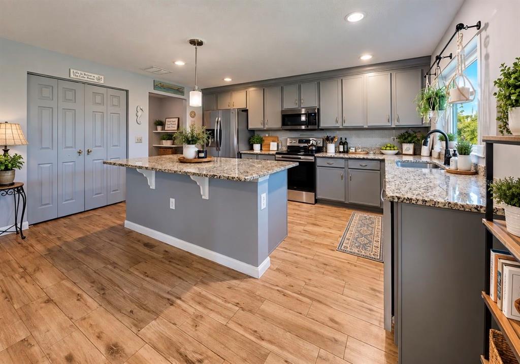 337 Star Shell Drive Apollo Beach, FL 33572 - Photo 23 of 45 Gallery Image 23
