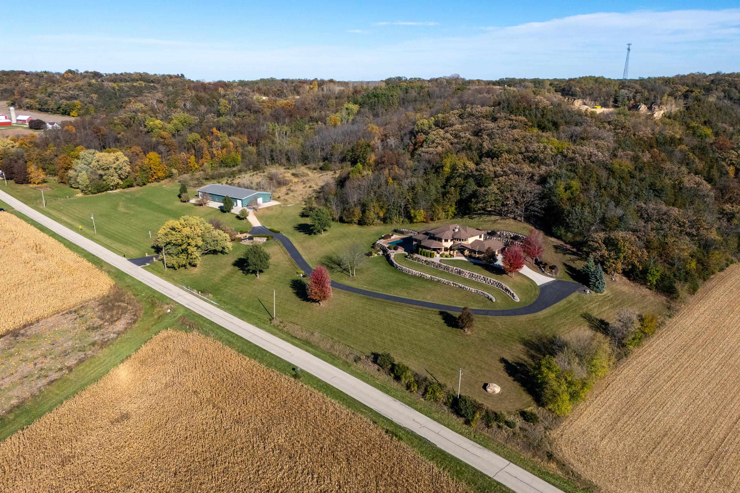 W12295 Reynolds Road Lodi, WI 53555 - Photo 4 of 90
