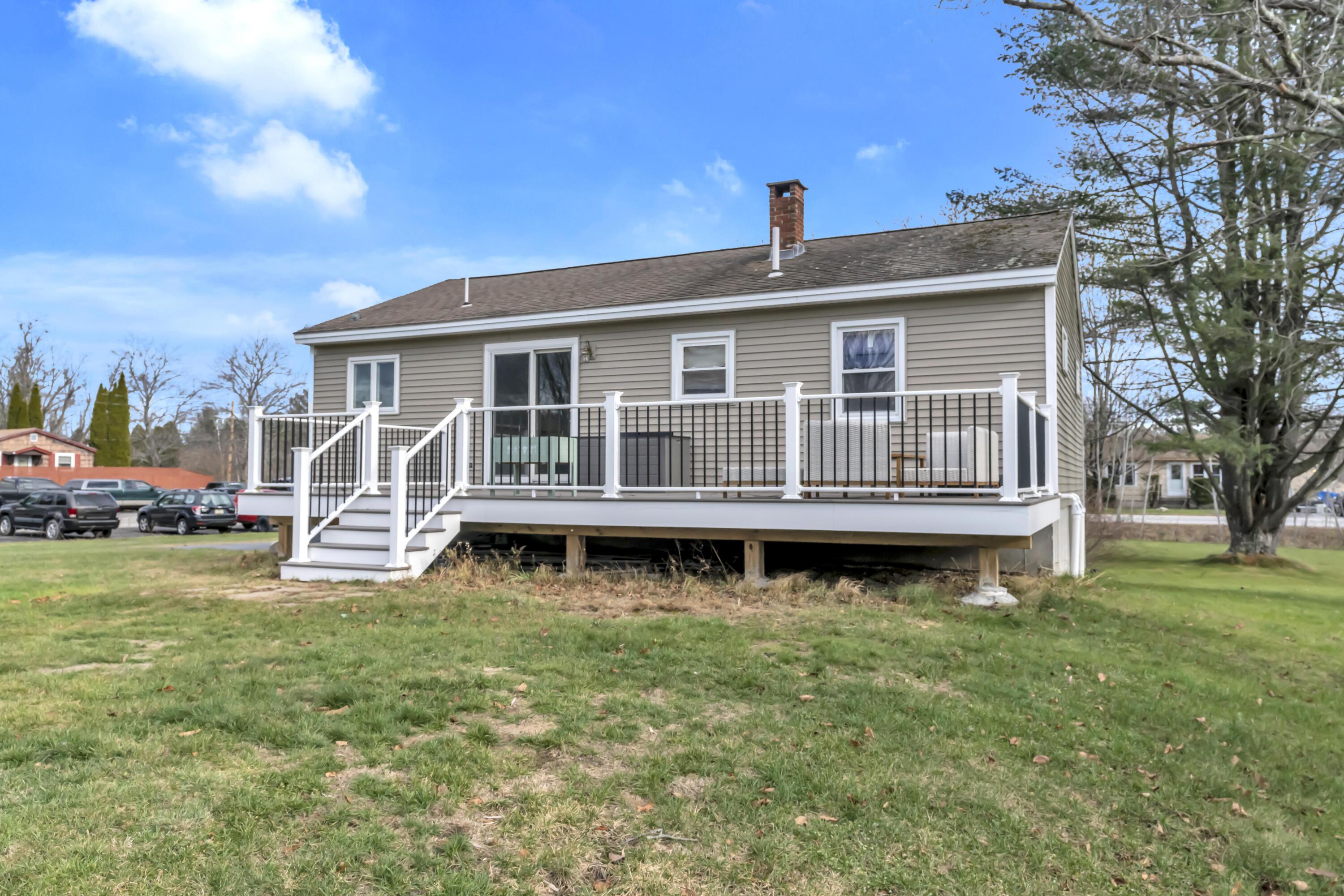 126 Main Street Windham, ME 04062 - Photo 6 of 31 _DSC4841