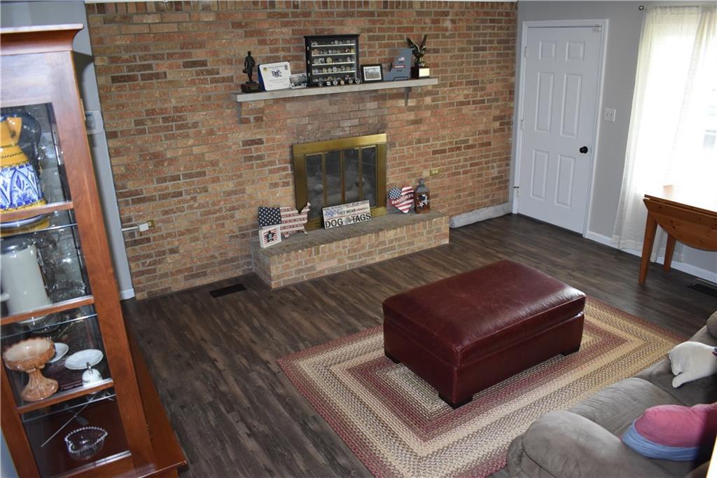 232 Milton Carlisle Road Springfield, OH 45504 - Photo 3 of 33