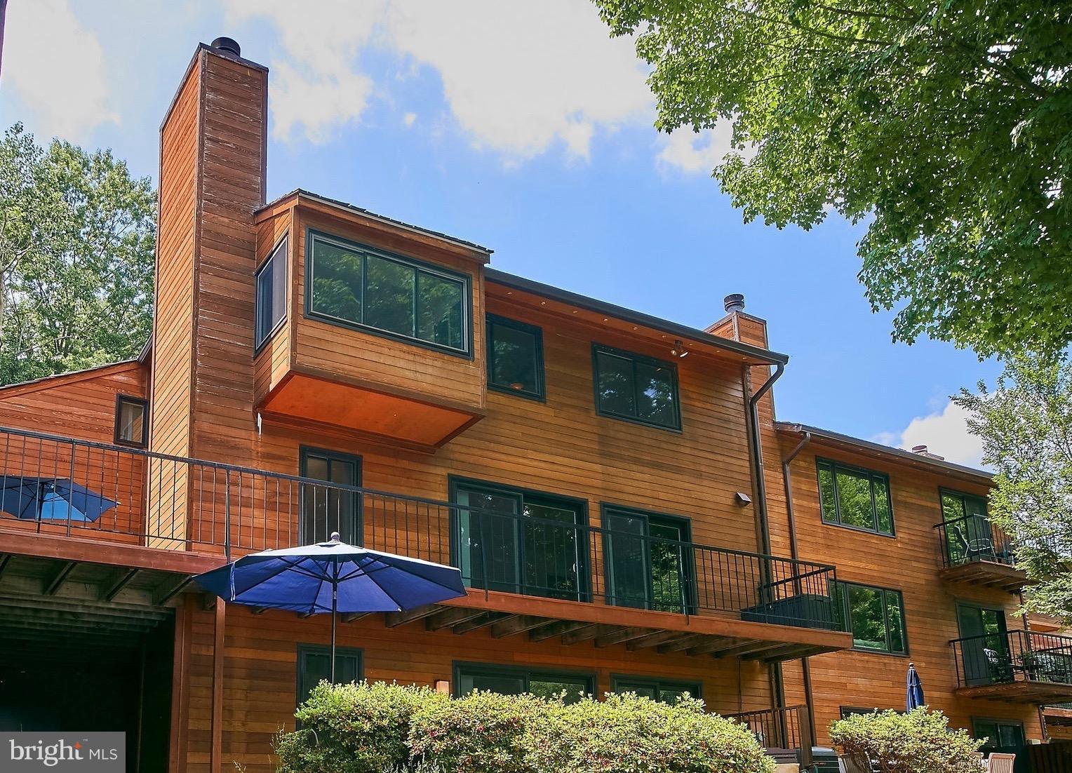 2131 Cabots Point Lane Reston, VA 20191 - Photo 2 of 29 Exterior (Rear)