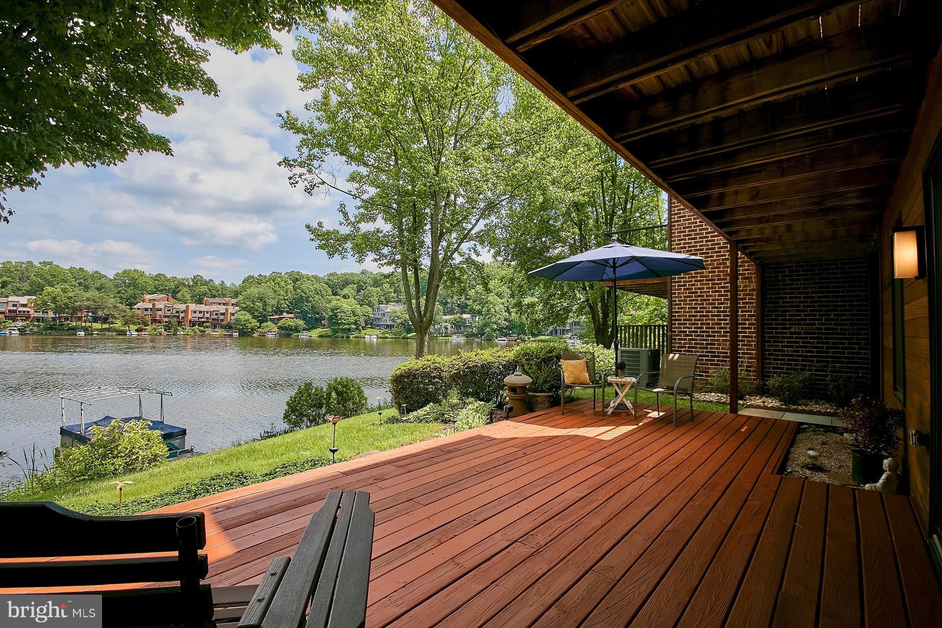 2131 Cabots Point Lane Reston, VA 20191 - Photo 27 of 29 Exterior (Rear)