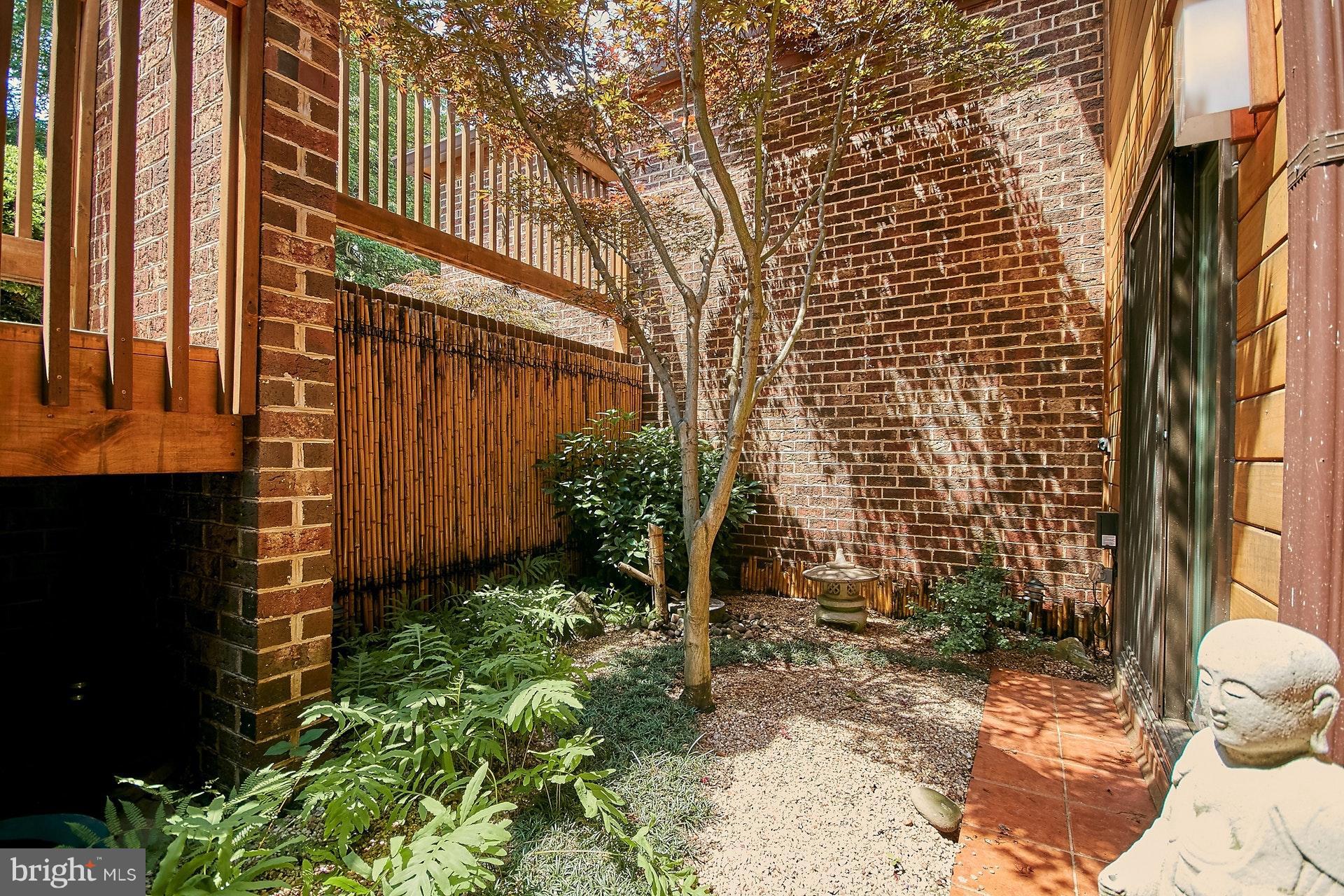 2131 Cabots Point Lane Reston, VA 20191 - Photo 28 of 29 Exterior (General)
