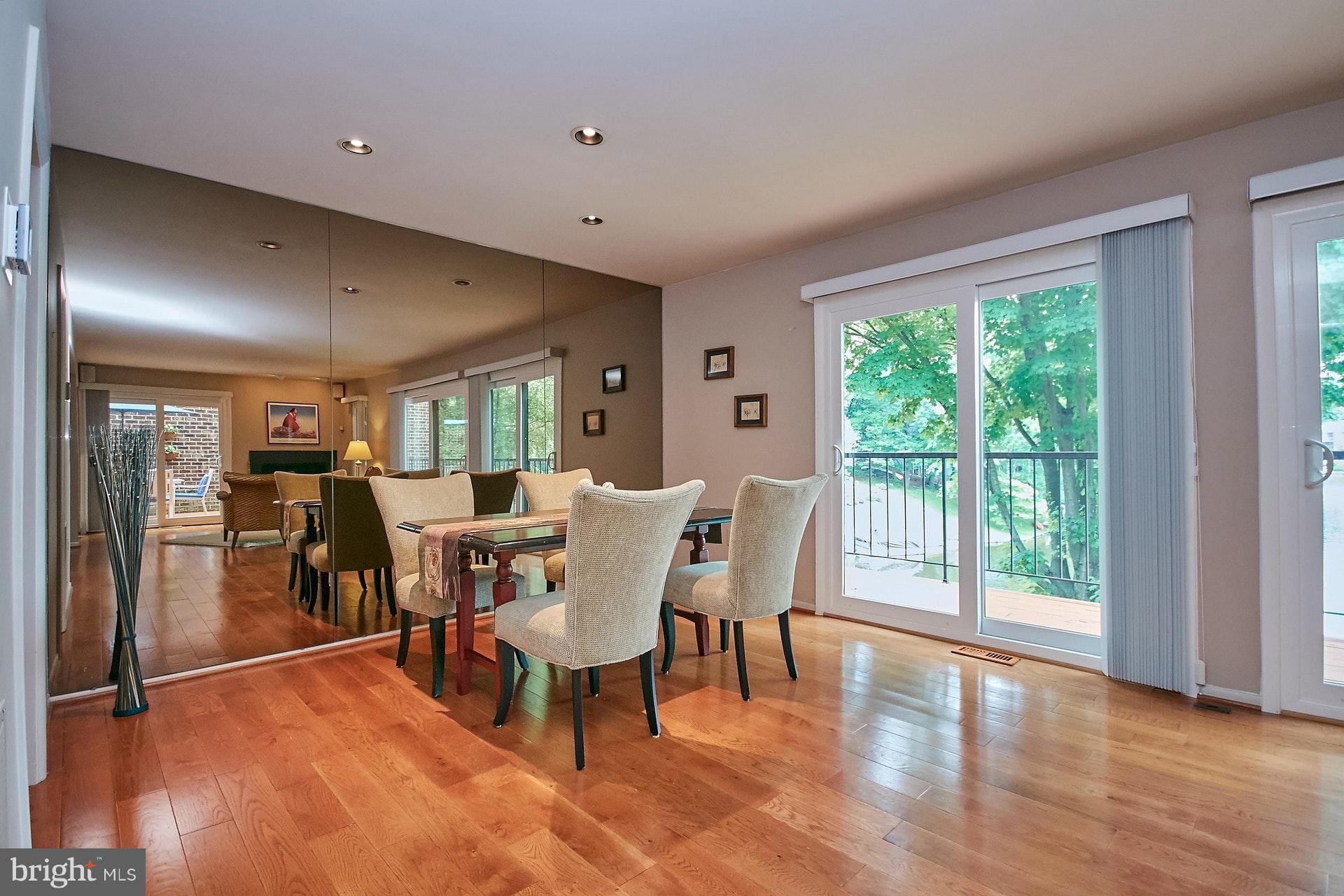 2131 Cabots Point Lane Reston, VA 20191 - Photo 9 of 29 Dining Room