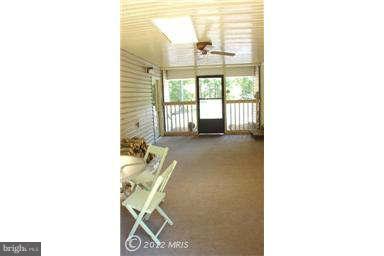 112 Gloucester Road Queenstown, MD 21658 - Photo 21 of 24 a work room with table and chairs