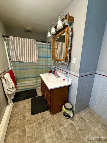 $74,900 | 3692 1st Street, Hamburg, NY 14219