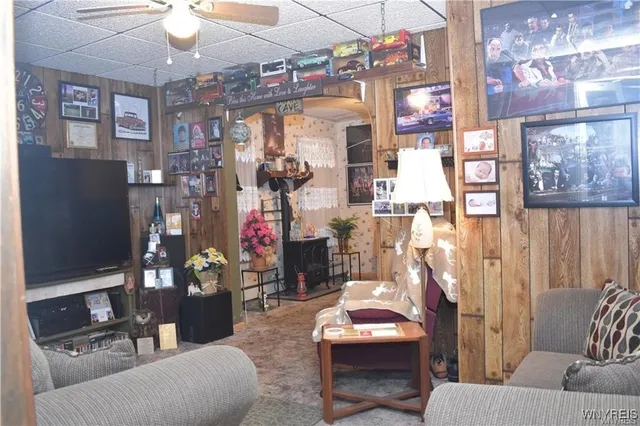 $74,900 | 3692 1st Street, Hamburg, NY 14219