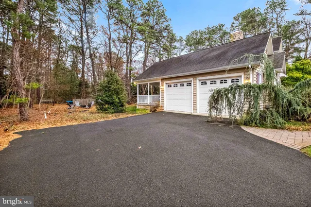 $699,900 | 78 North Lakeside Drive West, Medford, NJ 08055