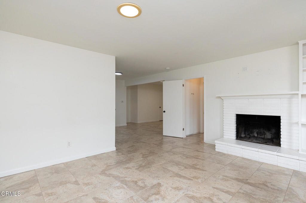 136 Oxnard Avenue Oxnard, CA 93035 - Photo 13 of 27