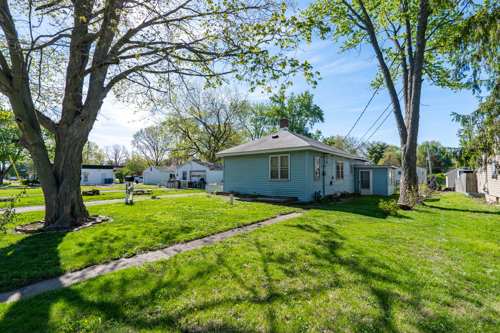 503 Pine Street Normal, IL 61761 - Photo 3 of 16