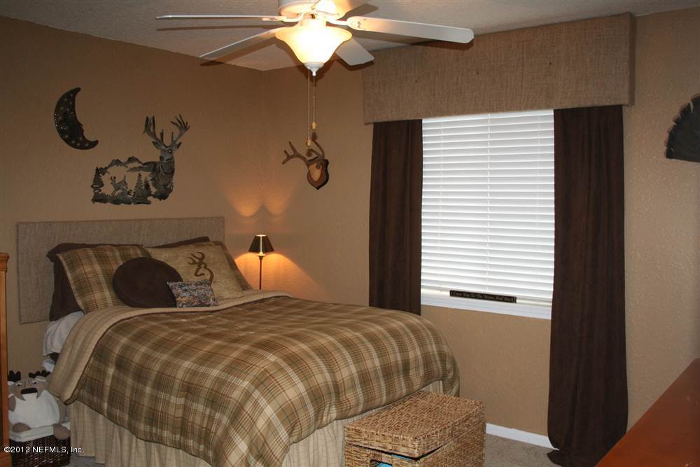 2849 Ravines Road Middleburg, FL 32068 - Photo 16 of 25 10832381-16