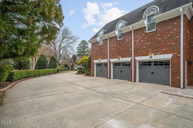 $2,400,000 | 105 Duckhead Point, Cary, NC 27518