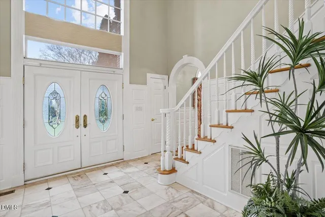 $2,400,000 | 105 Duckhead Point, Cary, NC 27518