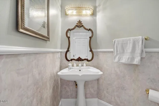 $2,400,000 | 105 Duckhead Point, Cary, NC 27518