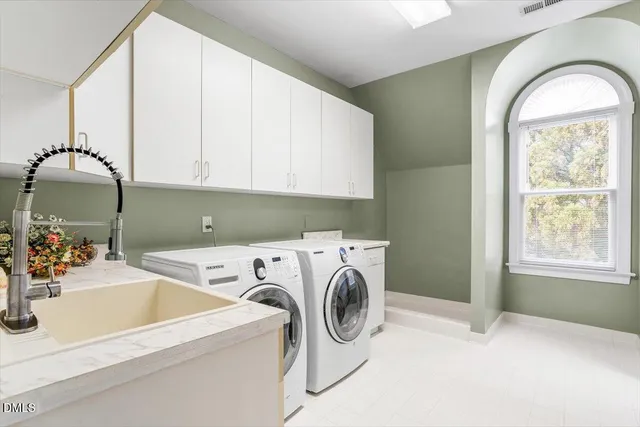 $2,400,000 | 105 Duckhead Point, Cary, NC 27518