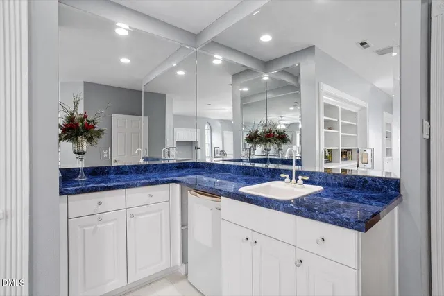 $2,400,000 | 105 Duckhead Point, Cary, NC 27518