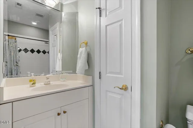 $2,400,000 | 105 Duckhead Point, Cary, NC 27518