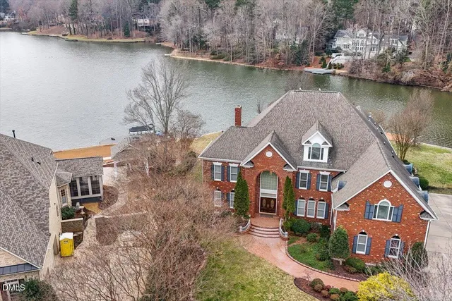 $2,400,000 | 105 Duckhead Point, Cary, NC 27518
