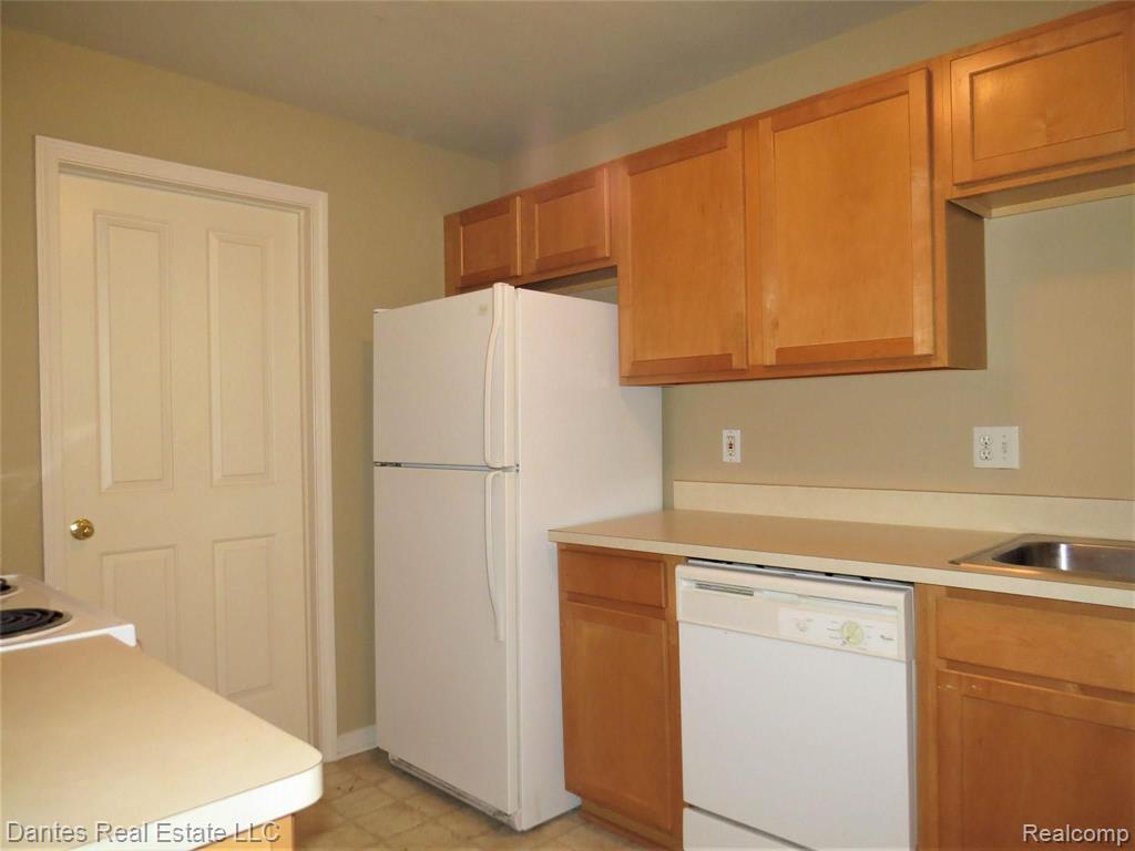 4200 Hampton Ridge Boulevard, Unit 79 Howell, MI 48843 - Photo 28 of 41