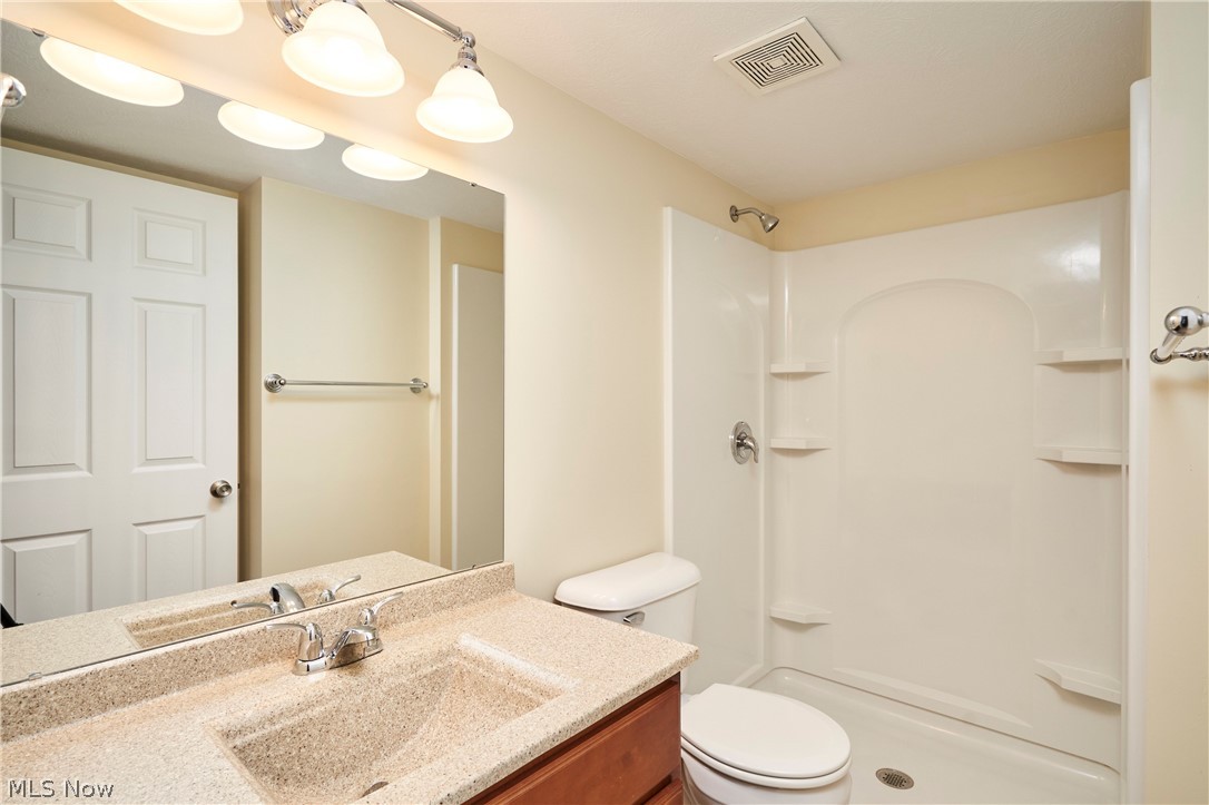 3201 Ridgewood Road Fairlawn, OH 44333 - Photo 16 of 23 Basement Full Bath