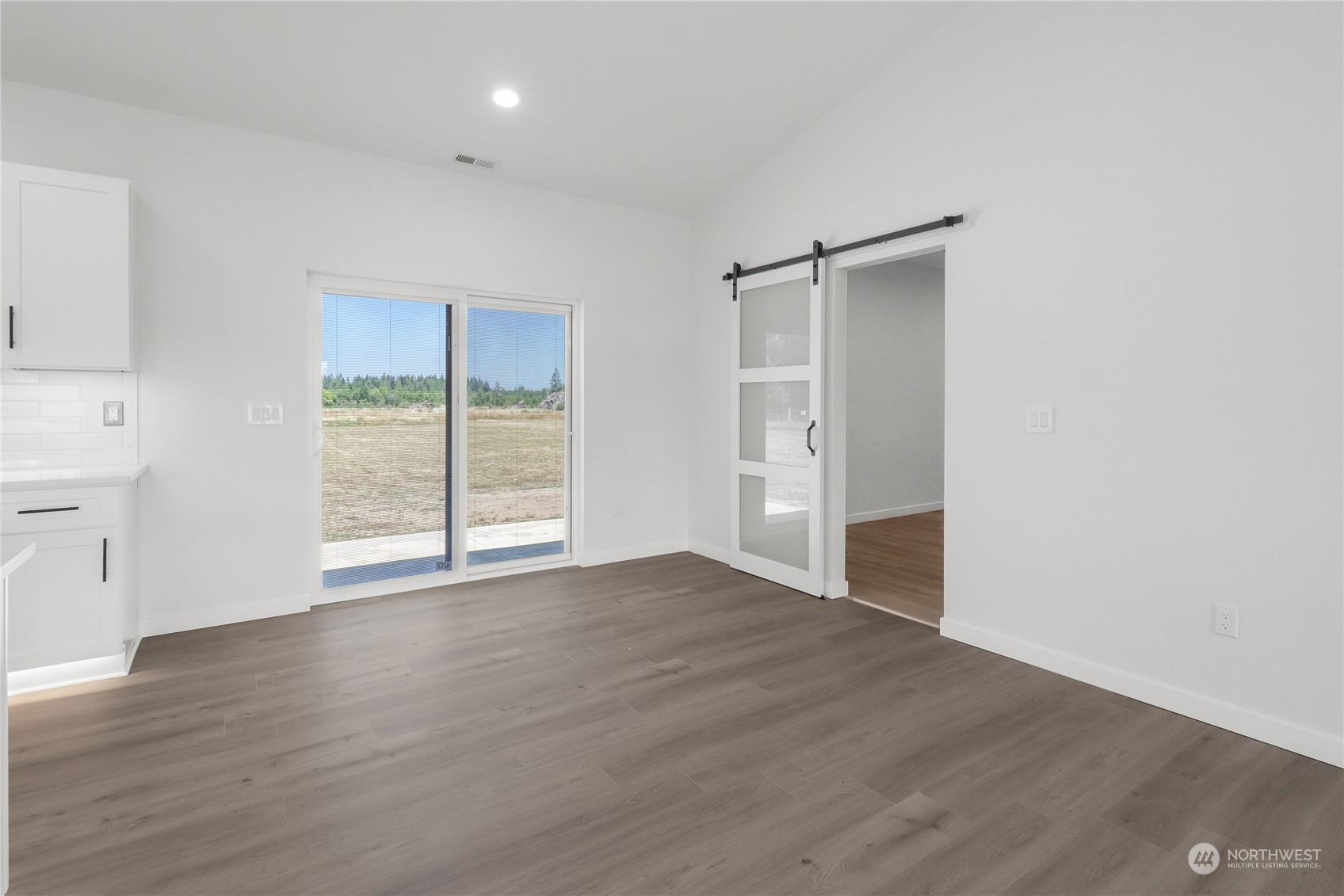423 Antrim Road Winlock, WA 98596 - Photo 13 of 37