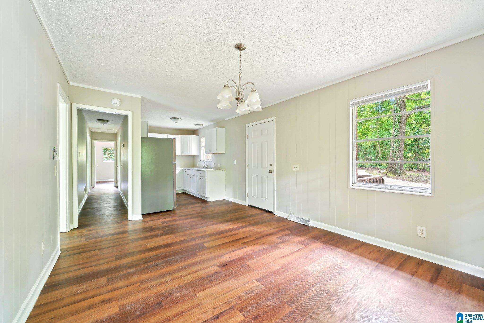 711 Oak Ridge Drive Birmingham, AL 35214 - Photo 7 of 27