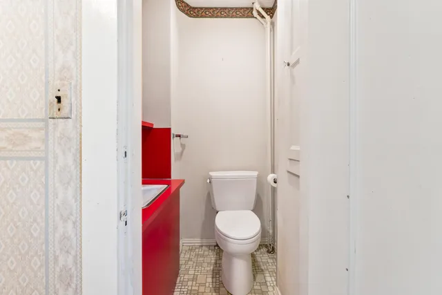 $400,000 | 14 Nelke Place, Lewiston, ME 04240