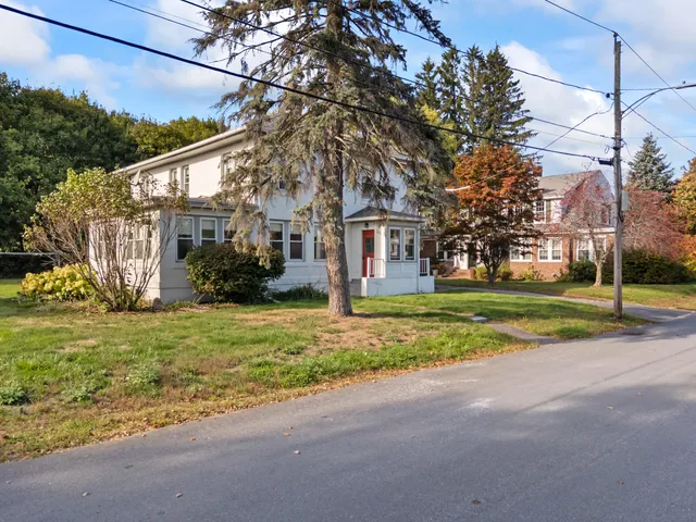 $400,000 | 14 Nelke Place, Lewiston, ME 04240