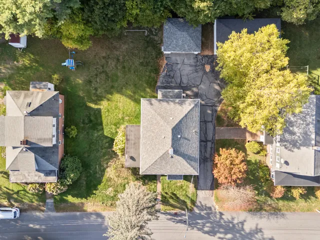 $400,000 | 14 Nelke Place, Lewiston, ME 04240