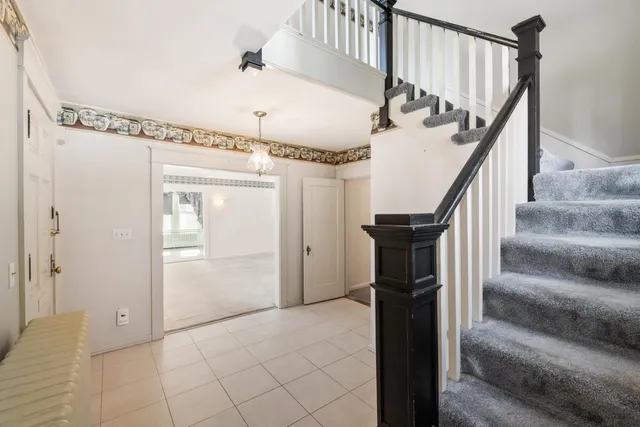 $400,000 | 14 Nelke Place, Lewiston, ME 04240