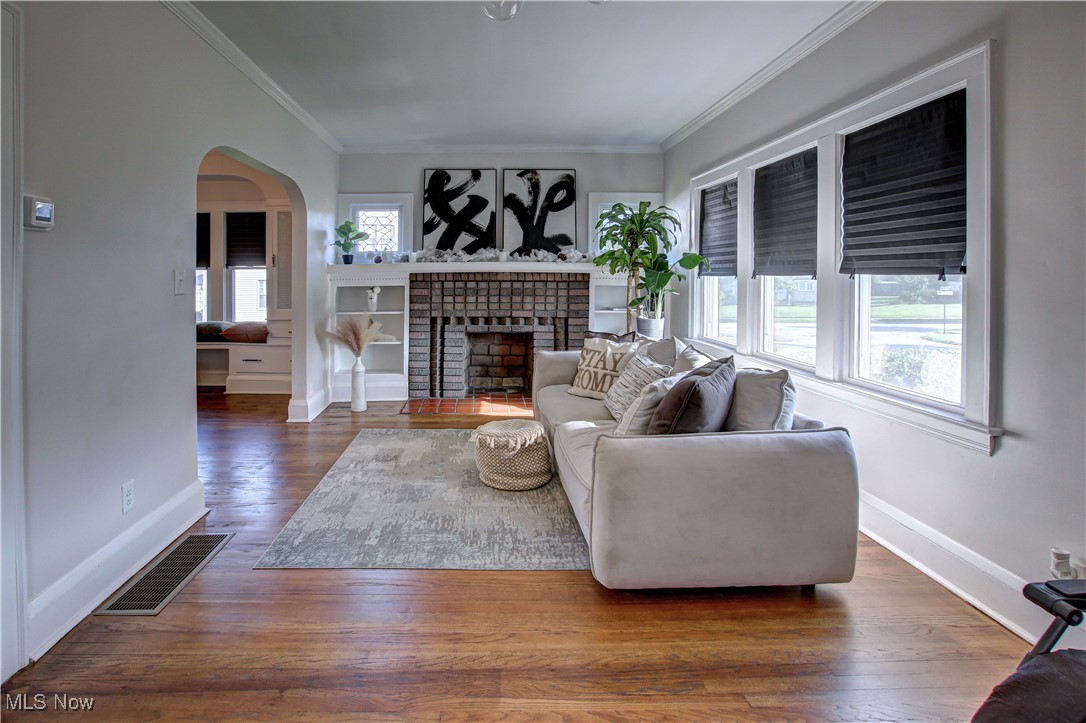 3440 Menlo Road Cleveland, OH 44120 - Photo 5 of 40 Gallery Image 5