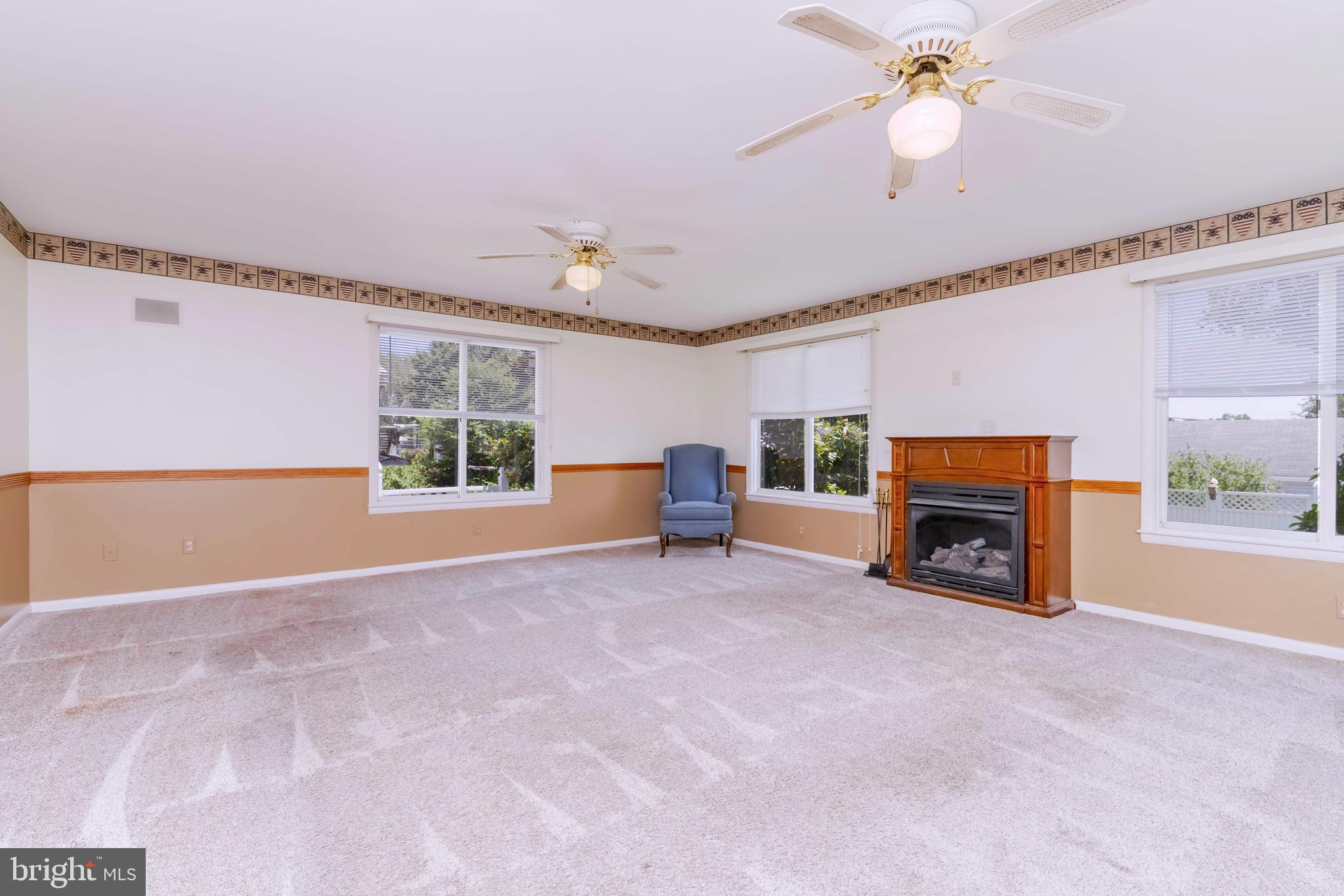 7602 Spruce Road Dundalk, MD 21222 - Photo 5 of 29 Family Room with Gas Fireplace